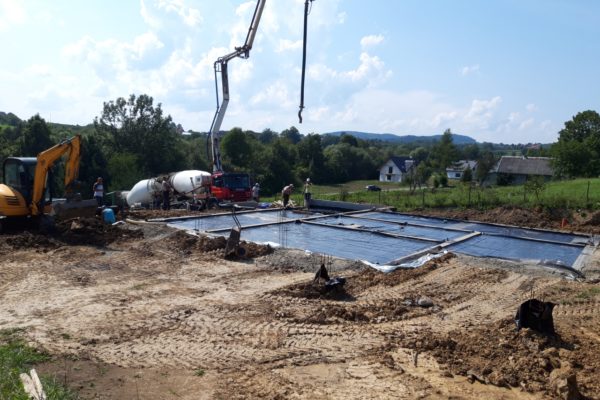 Wykonanie fundamentów w Łukowicy